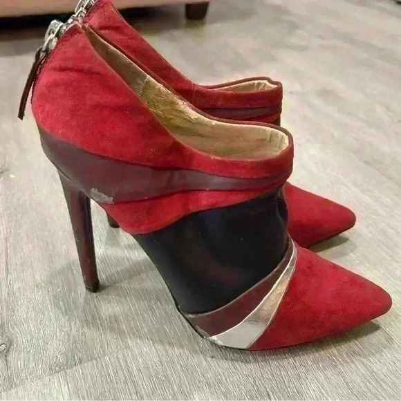 GX By Gwen Stefani Kameko Suede Heels - Picture 6 of 12